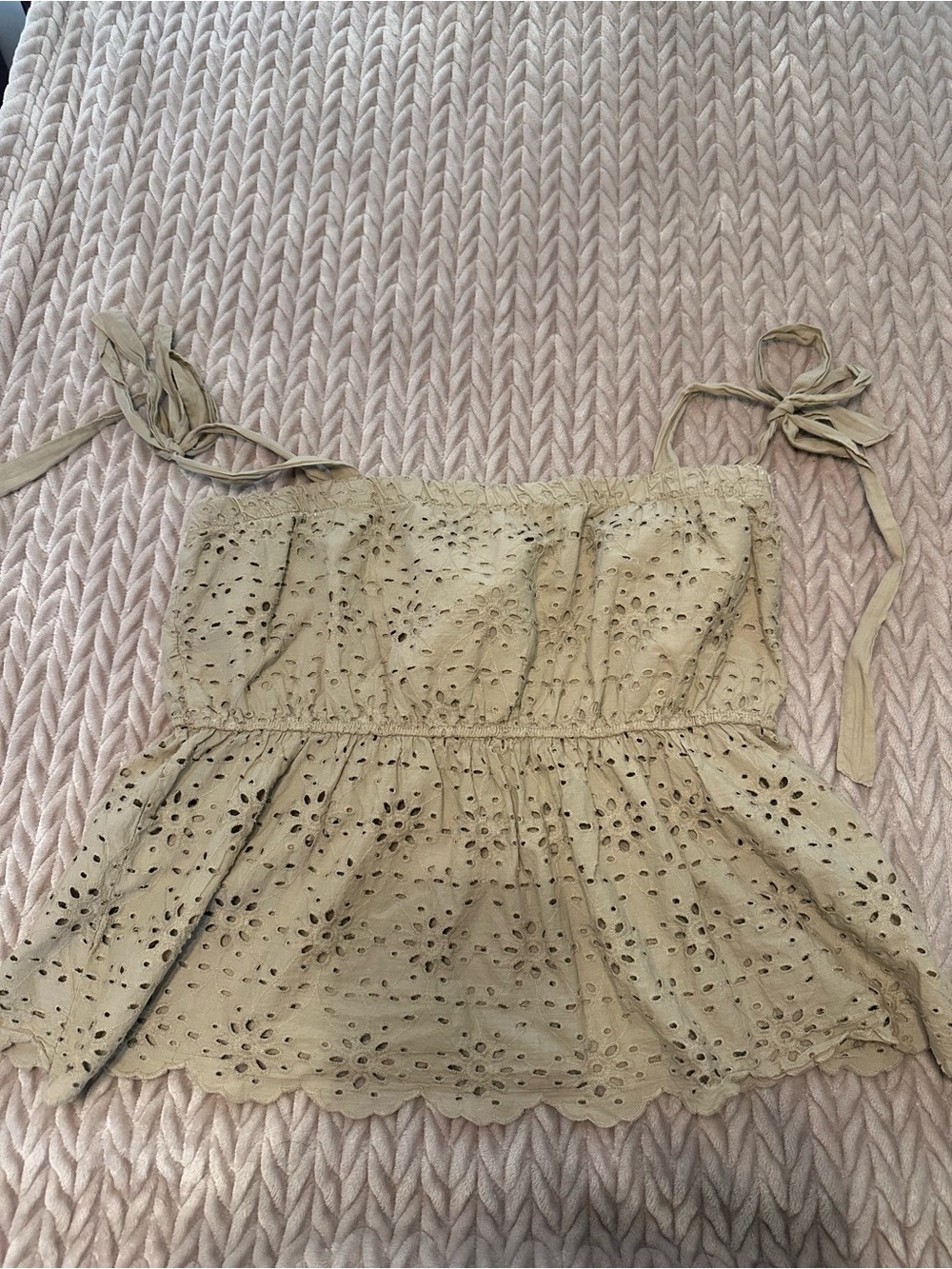 American Eagle Outfitters Cream Eyelet Tie-Shoulder Camisole